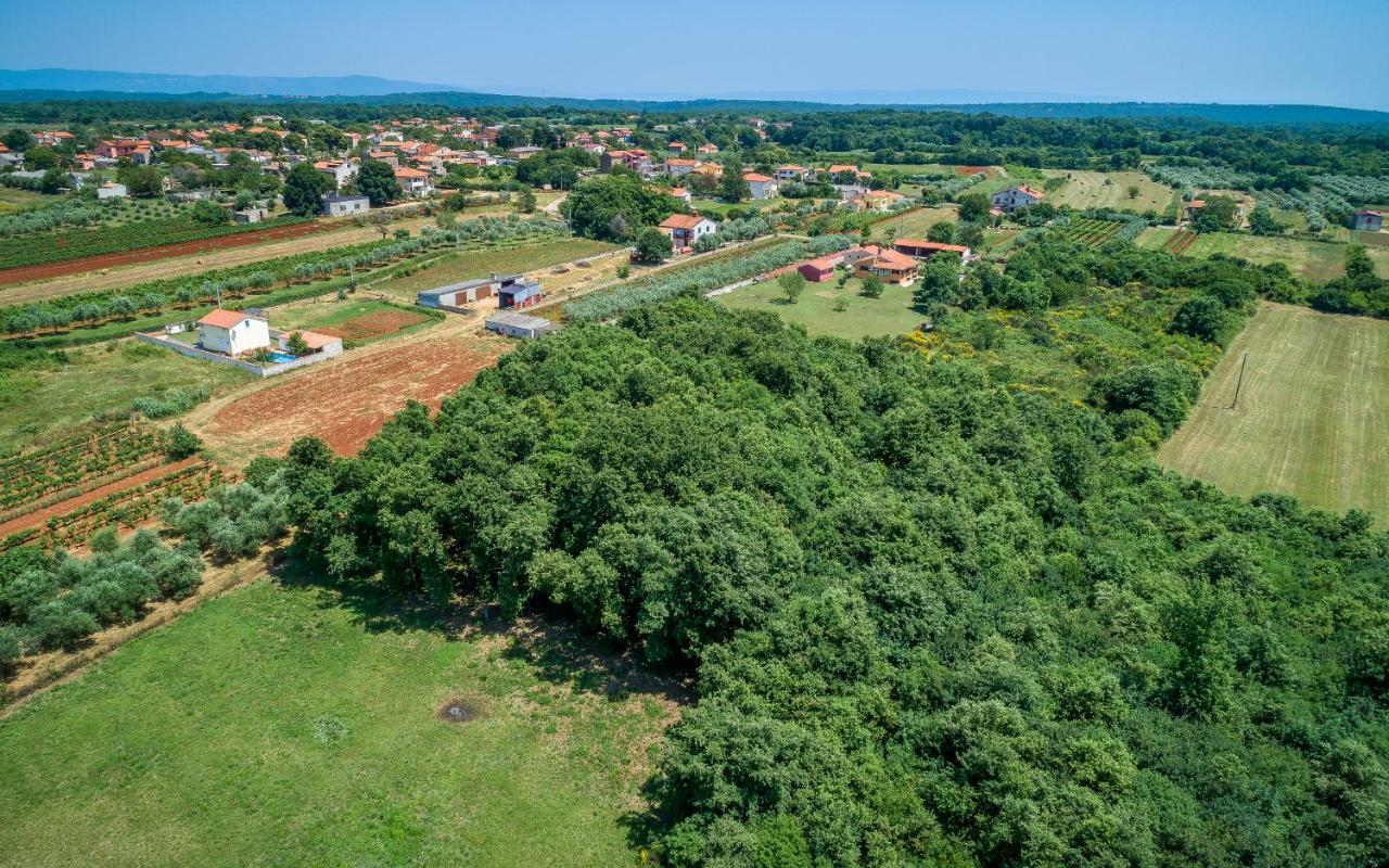 Willa Hacienda Rosemary Muntić Zewnętrze zdjęcie